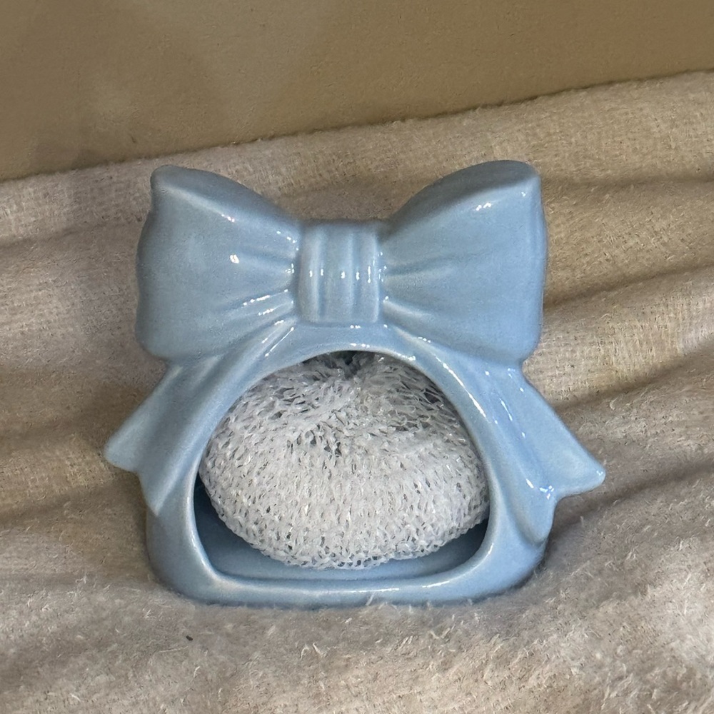 Bow Sponge Holder in Light Blue